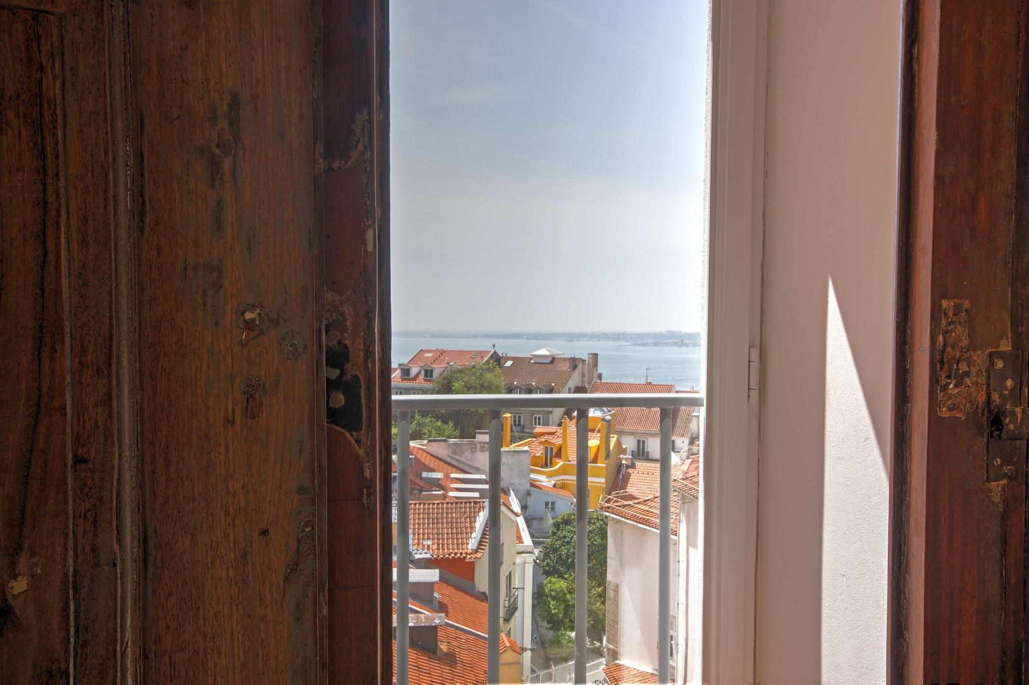 Solar Dos Mouros Hotel Lisbon Luaran gambar