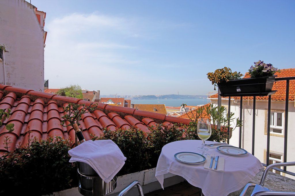 Solar Dos Mouros Hotel Lisbon Luaran gambar